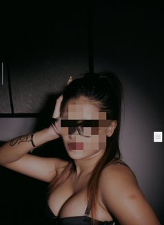 Pune Vip Call Girl Service - puta in Pune Photo 1 of 3