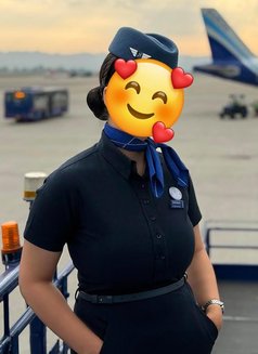 🟢PUNJABI KUDI AIRHOSTESS/NO AGENT - puta in New Delhi Photo 1 of 22