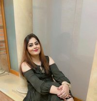 Punjabi Mistress Girl in Dubai - puta in Dubai Photo 1 of 5