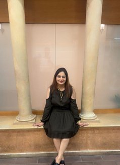 Punjabi Mistress Girl in Dubai - puta in Dubai Photo 2 of 5