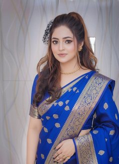 Punjabi Mistress Girl in Dubai - escort in Dubai Photo 5 of 8