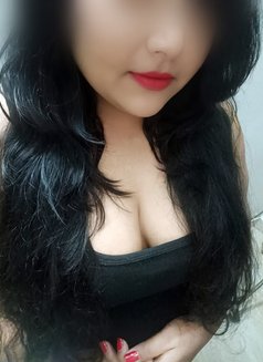 Pure Lesbian sole (Lesbian cam only) - puta in New Delhi Photo 4 of 6
