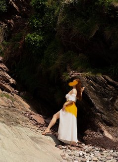 Pure Lily Kinky From Uk, March 2 Days - puta in Agra Photo 4 of 10