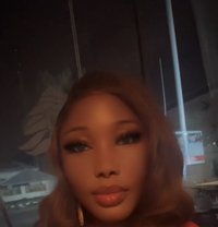 Pure - puta in Abuja