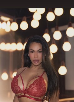 “Pure pleasure ” - Transsexual escort in Hong Kong Photo 27 of 30
