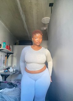 Purity - escort in Guangzhou Photo 3 of 4