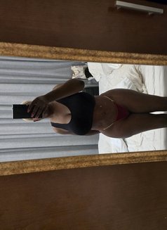 Purity - escort in Ras al-Khaimah Photo 12 of 12