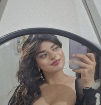 Purvai Joshi - Acompañantes transexual in Pune