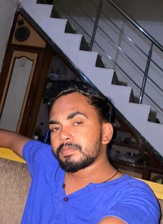 Purvaj - Male escort in Surat Photo 2 of 3