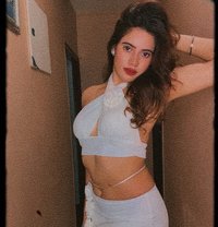 Purvi - escort in Colombo