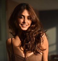 Purvi - escort in Pune
