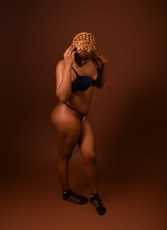 Pushkah - escort in Nairobi Photo 2 of 4