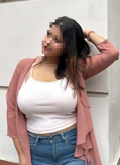 Full GFE( Cam & Meet) - escort in Navi Mumbai Photo 2 of 4