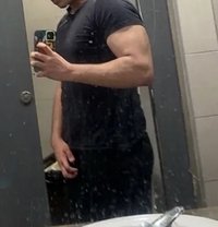 Antonio - Male escort in Cairo