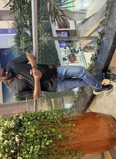 Pussy Eater - Male escort in Dubai Photo 3 of 3