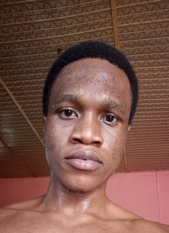 Püssy Kïng001 - Acompañantes masculino in Abuja Photo 3 of 3