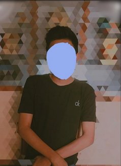 Young hot Slim bisexual boy - Male escort in New Delhi Photo 4 of 6