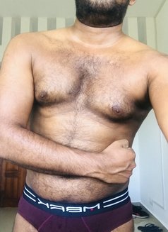 Pussy Licker for Vip Ladies - Male escort in Colombo Photo 3 of 4