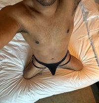 Pussy Sucker - Male escort in Bangkok
