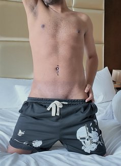 Pussy Sucker, hard fucker - Acompañantes masculino in Muscat Photo 10 of 11