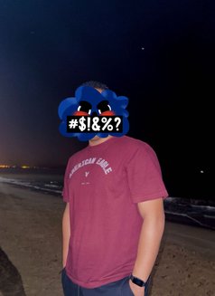 Gentle - Male companion in Muscat Photo 2 of 4