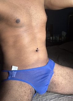 Pussy Sucker, the best - Male escort in Muscat Photo 12 of 12