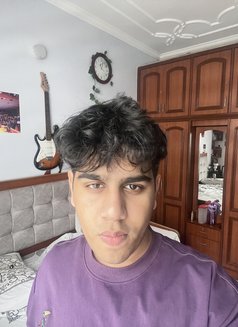 Pussylicker Sid - Male escort in New Delhi Photo 4 of 6