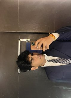 Pussylicker Siddharth - Male escort in New Delhi Photo 6 of 9