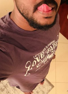 Pussylover - Male escort in Bangalore Photo 2 of 4