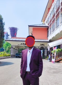 Best in Kathmandu - Male escort in Kathmandu Photo 2 of 3