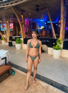 Putri Aurora - escort in Bali Photo 1 of 7