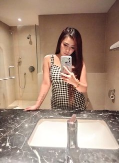 Putri - escort in Bali Photo 3 of 7