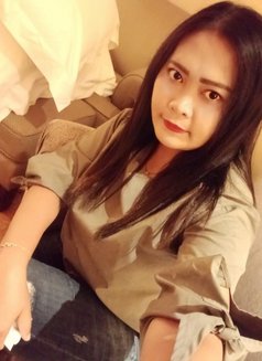 Putri - escort in Jakarta Photo 1 of 5