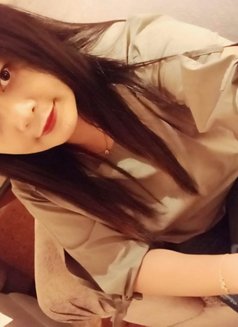 Putri - escort in Jakarta Photo 2 of 5