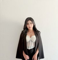 Putri Nadin - puta in Jakarta