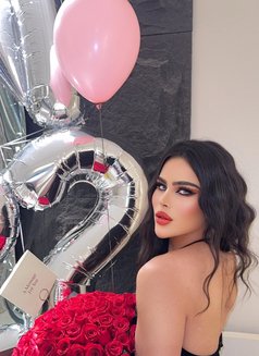 Qamar - Transsexual escort in Riyadh Photo 16 of 16