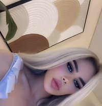 Qamar - Transsexual escort in Riyadh Photo 24 of 24