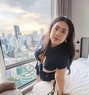 Qeena - Transsexual escort in Singapore Photo 1 of 4
