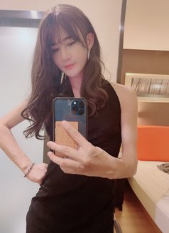 Qiqi - Transsexual escort in Guangzhou Photo 2 of 16