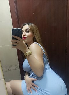 Qousem - escort in Ajmān Photo 29 of 30