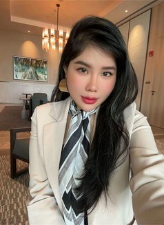 Qtam - escort in Jeddah Photo 2 of 5