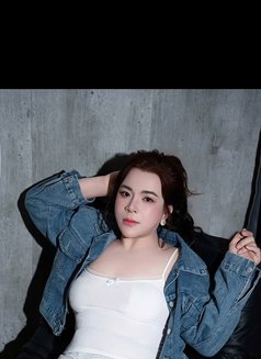 Quỳnh Nga - puta in Hanoi Photo 1 of 5