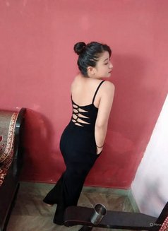 Quamat - escort in Lucknow Photo 9 of 9