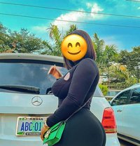 Queein - puta in Abuja