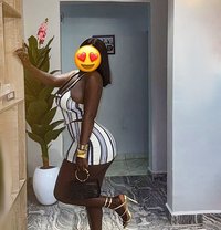 Queein - puta in Abuja
