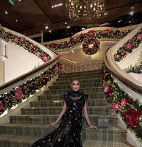 Queen 8 inches - Transsexual escort in Abu Dhabi