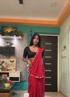 Queen Aahat - Acompañantes transexual in New Delhi Photo 13 of 14