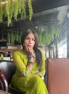 Queen Aahat - Acompañantes transexual in New Delhi Photo 20 of 24