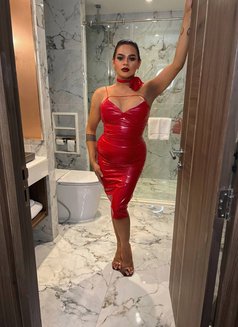 QUEEN ADRIANA PARTY &PLAY/ Camshowxvids - Acompañantes transexual in Bangkok Photo 1 of 22