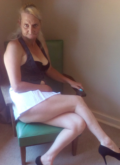 Alison Diamond - masseuse in Durban Photo 8 of 15